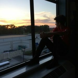 Meet your Posher, Emanuel